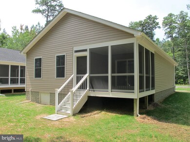 1807 Mckinney Blvd, Colonial Beach, VA 22443 - photo 3