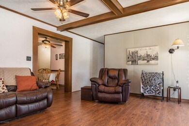 9112 Waltlee Rd, Louisville, KY 40291 - photo 4