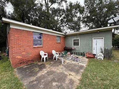 1527 Hannon Rd, Mobile, AL 36605 - photo 6