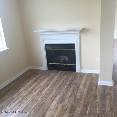 11441 Tori Ln, Jacksonville, FL 32218 - photo 6