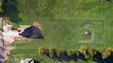 8777 Hutcheson Hill Rd, Springtown, TX 76082 - photo 2