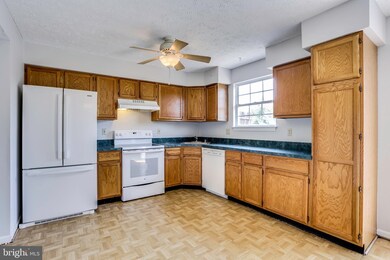 2013 Riding Crop Way, Windsor Mill, MD 21244 - photo 7