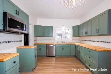 643 Evanston Ave, Muskegon, MI 49442 - photo 5