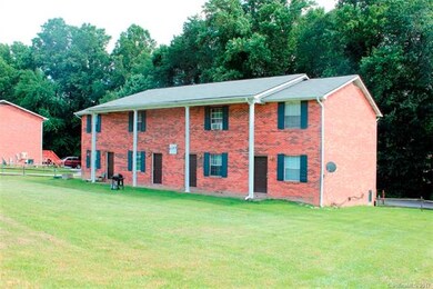 2158 Howard Gap Rd unit 8-12, Hendersonville, NC 28792 - photo 3