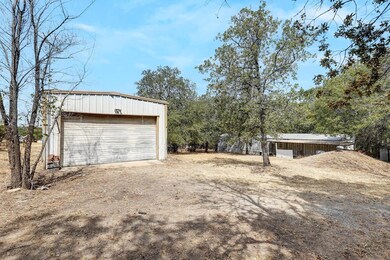 188 Finley Ct, Springtown, TX 76082 - photo 4