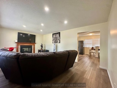 2223 W 17th St, Grand Island, NE 68803 - photo 4