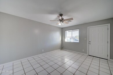 1202 N 49th Place unit A, Phoenix, AZ 85008 - photo 3