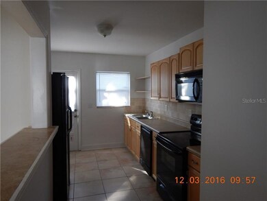 1110 Jackson St N, Saint Petersburg, FL 33705 - photo 5