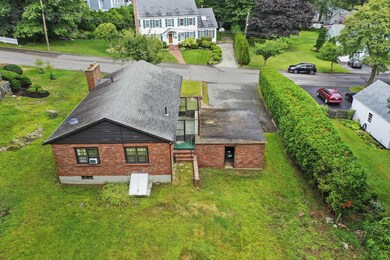 42 Robert Rd, Marblehead, MA 01945 - photo 5