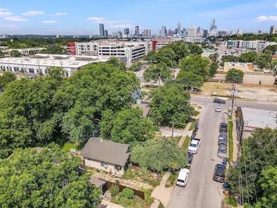 Bird's eye view of a view of skyline