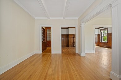 48 Kilsyth Rd unit 3, Brookline, MA 02445 - photo 2