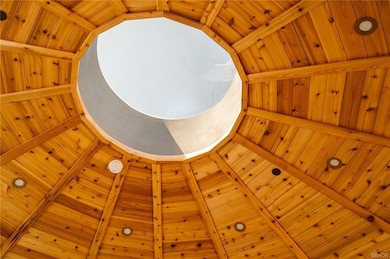 721 Chillon Dr, Crestline, CA 92325 - photo 3