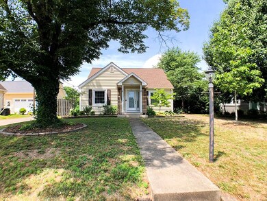 2222 Chestnut St, Columbus, IN 47201 - photo 5