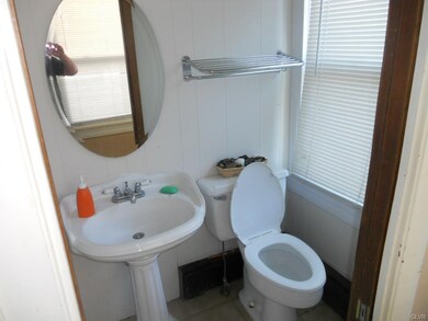 1028 N 21st St, Allentown, PA 18104 - photo 6