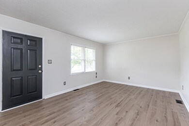 3840 Joshua Cir, Lexington, KY 40514 - photo 7