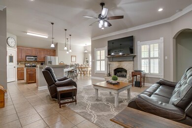 110 Kari Linda Ct, Weatherford, TX 76085 - photo 7