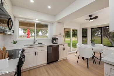 18801 N Conestoga Dr, Sun City, AZ 85373 - photo 6