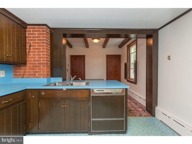 212 Mary St, Downingtown, PA 19335 - photo 6