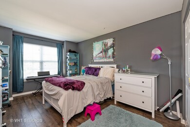 1391 Beachview Rd, Pingree Grove, IL 60140 - photo 2