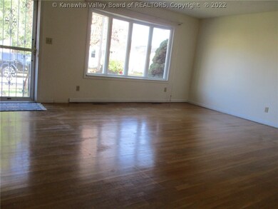 419 23rd St, Dunbar, WV 25064 - photo 2