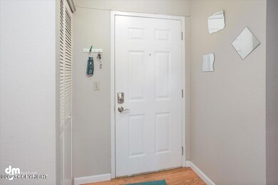 04-Front Entry_SJD_1055