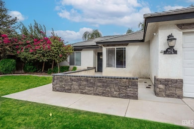 3622 Azure Dr, Bakersfield, CA 93312 - photo 4