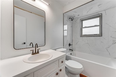 1410 W Bishop Dr, Rogers, AR 72756 - photo 4