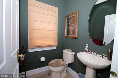 42520 Mandolin St, Chantilly, VA 20152 - photo 7