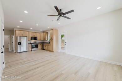 1110 N Main St, Elizabethtown, KY 42701 - photo 6