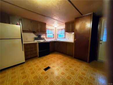 8132 Chester Rd, Germansville, PA 18053 - photo 4