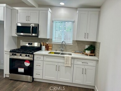 1913 Nipomo Ave unit 1/2, Long Beach, CA 90815 - photo 2