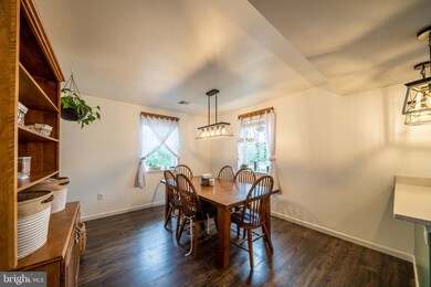 326 Woodlyn Cir, Woodlyn, PA 19094 - photo 2