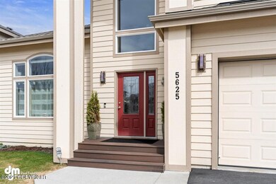 03-Front Exterior_KC_07119