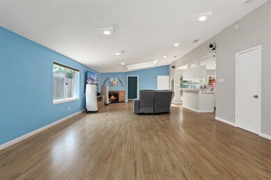 8402 Concho St, Houston, TX 77036 - photo 4