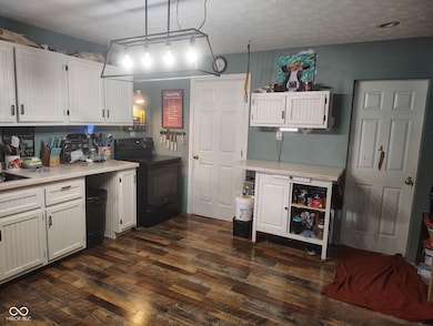 403 N Maple St, Osgood, IN 47037 - photo 6