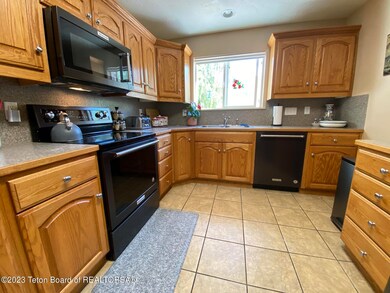 Spacious Kitchen