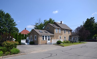 64 Taylor St, Manchester, NH 03103 - photo 2