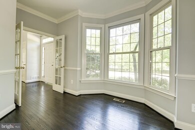 14610 Stratfield Cir, Laurel, MD 20707 - photo 5