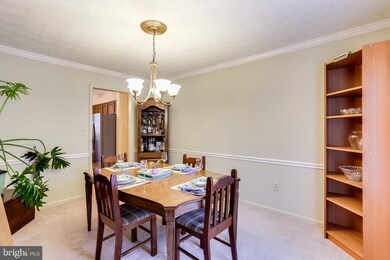 8293 Hammond Branch Way, Laurel, MD 20723 - photo 5