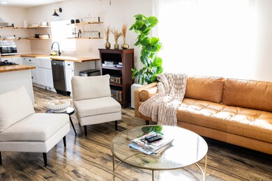 709 S 12th St, Nashville, TN 37206 - photo 2