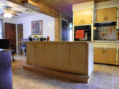 Kitchen with center island
