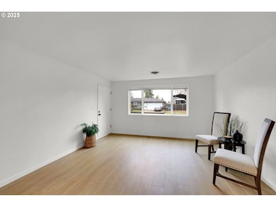 837 Armstrong Ave, Eugene, OR 97404 - photo 6