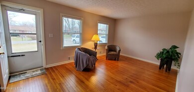161 Forest Dr, Mount Washington, KY 40047 - photo 4