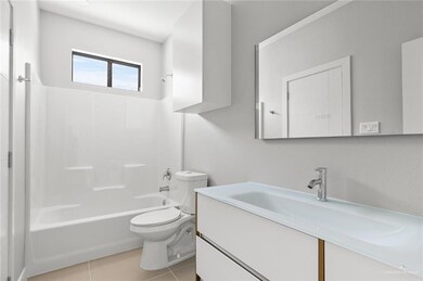 2014 Summerland Ln, Edinburg, TX 78541 - photo 6