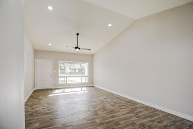 LIVING ROOM 3