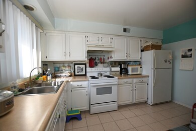 Kensington Commons unit F, Mount Prospect, IL 60056 - photo 5