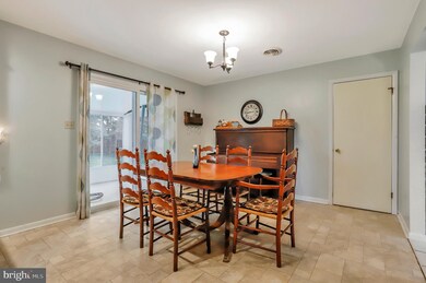 4125 Ricklyn Dr, Chambersburg, PA 17202 - photo 7