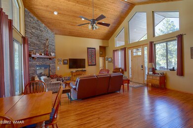 007_Living Room