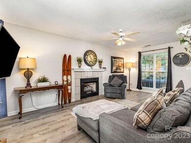 19511 S Main St, Cornelius, NC 28031 - photo 2