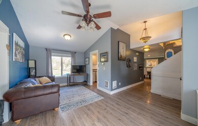 2026 SW 27th St, Redmond, OR 97756 - photo 6